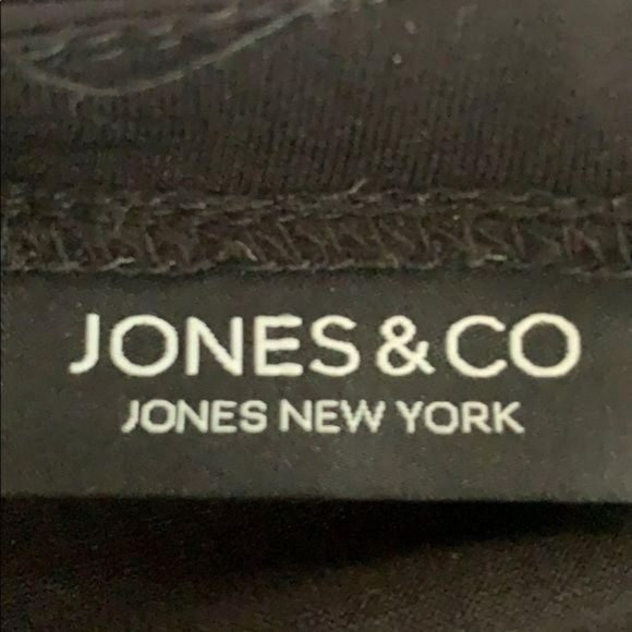 Jones and‎ Co. Woman's Black Asymmetrical Tunic Top Blouse Business 2X - Picture 2 of 11